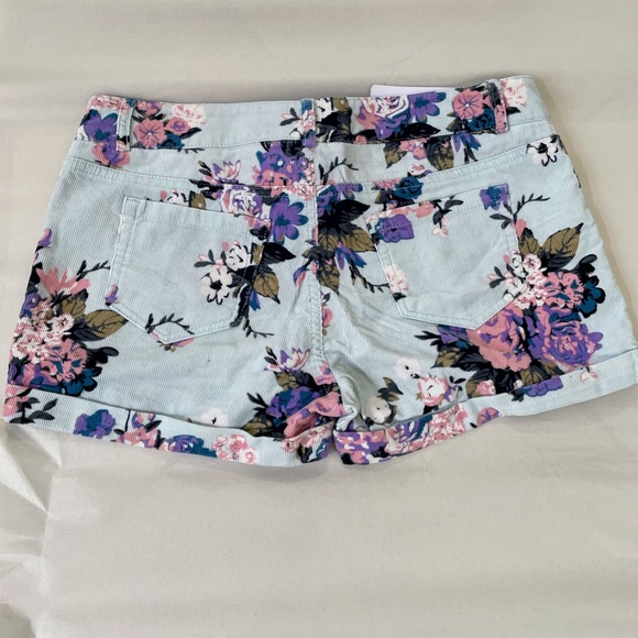 Vero fashion women’s floral shorts size M - Picture 5 of 12